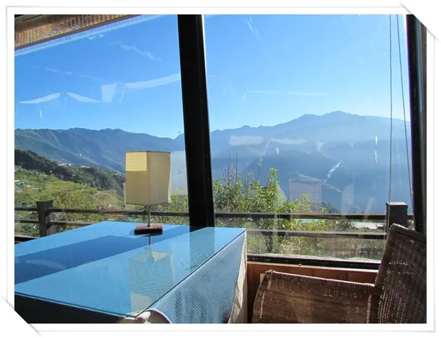 ▌南投清境旅遊▌可愛綿羊及超大草皮的清境農場&清境歐式風格民宿