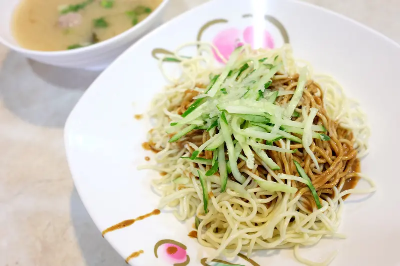 ［汐止區］：夏天就是要冰涼☆陳家美食（涼麵）