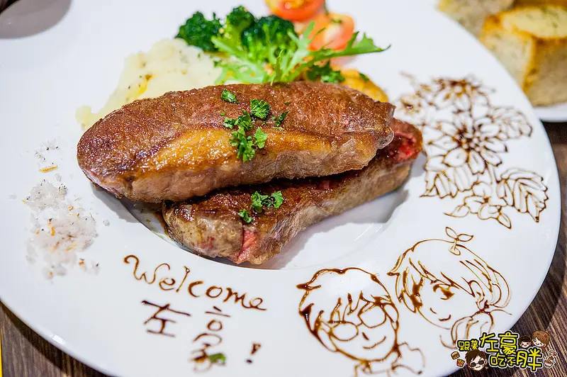 [食記] 吃飯敷面膜x沉浸萬本書香「BOOKING」複合式餐廳讓你一次滿足！*平日商業晚餐超激推*