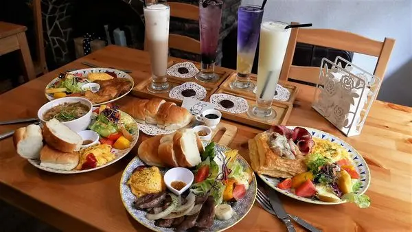 【台南市-中西區】Mumu小客廳｜藏身於巷弄的老屋中＊￣︶￣＊帶著咖啡廳的愜意氛圍，提供現點現做的早午餐點~慢活輕享受v(=∩_∩=)ﾌ