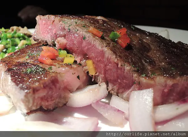 台中南屯．回不去的彈牙虎蝦嫩甜和牛@武之牛牛排館