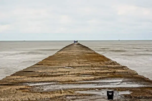 【新竹。香山】天堂之路。海之聲。陰天版。台灣風景。攝影紀錄