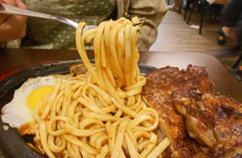 牛魔王 / 高雄六合店 / 平價牛排也可以舒服用餐!!