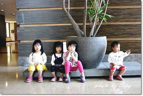 【新竹住宿】新竹煙波大飯店湖濱本館 香榭家庭房 一泊二食 ~暑假最超值的親子飯店~ 香榭館 莫內西餐廳晚餐buffet吃到飽 兒童遊戲室 兒童戲水池 青草湖、明湖公園附近