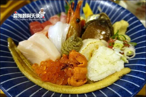 《小姑食記》捷運忠孝復興站美食~串鳥二店．極品海鮮丼