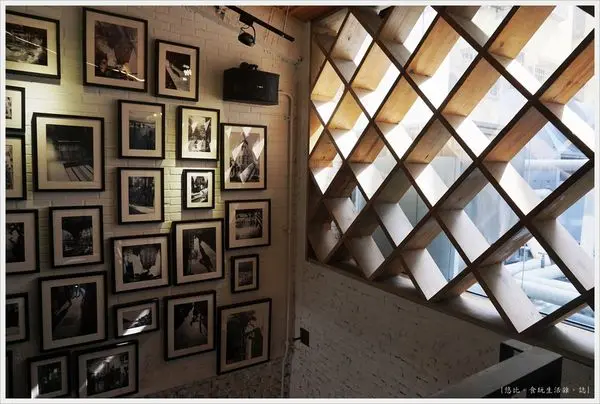 [台中|西區 華美店。隔壁咖啡Next Door] 