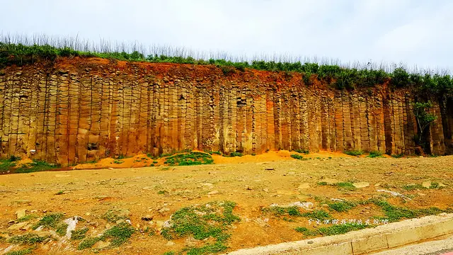 澎湖。大菓葉玄武岩與陽光相輝映更具獨幟
