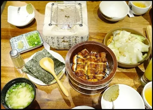 【西區】一膳。鰻魚三吃。金典酒店旁。近健行路、科博館、SOGO商圈、誠品綠園道