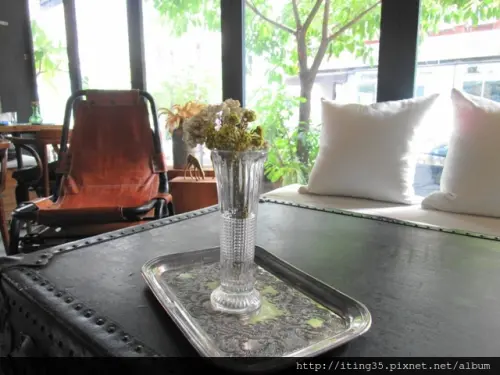 【信義安和站】轉角遇到迷漾的小法國~Savour Cafe