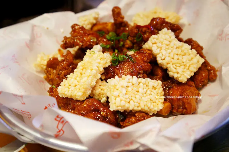 【台中韓國炸雞推薦】七日七日Chir Chir - 韓星朴炯植代言正統韓式炸雞.好吃但不便宜