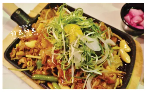 純正韓國血統炸雞攻台，逢甲[chir chir　七日七日]