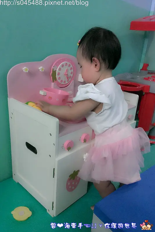 【桃園▍親子餐廳】星谷親子園♥讓小伊亞為之瘋狂的親子餐廳，裡頭有小型遊戲區