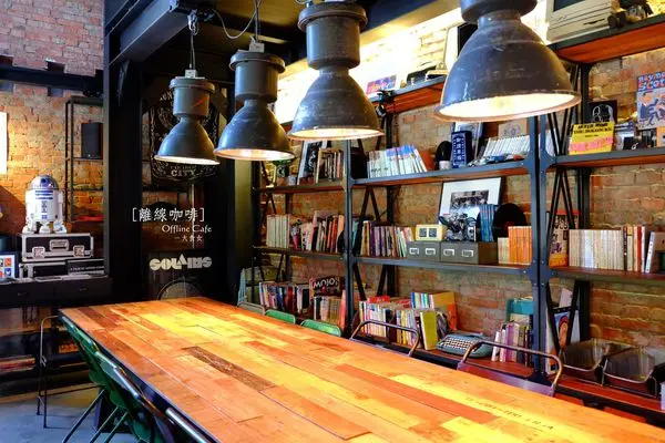 [忠孝新生美食] 離線咖啡-五月天瑪莎開的Offline Café，台北不限時、可帶外食、寵物友善咖啡廳(附完整菜單MENU) 華山咖啡廳/忠孝新生咖啡廳/東區不限時咖啡廳