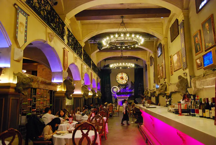 Deja Vu互動式音樂魔術主題餐廳