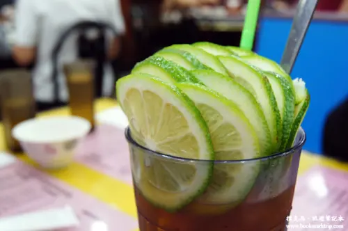 彷彿來到香港茶餐廳的金寶茶，來杯凍檸茶吧！
