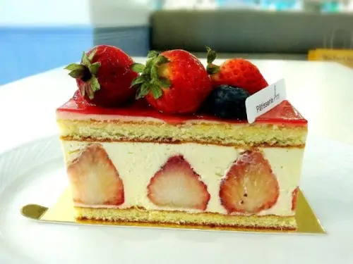 【市政府站】冬季裡的紅色閃電~Pâtisserie ALEX 法式甜點三訪