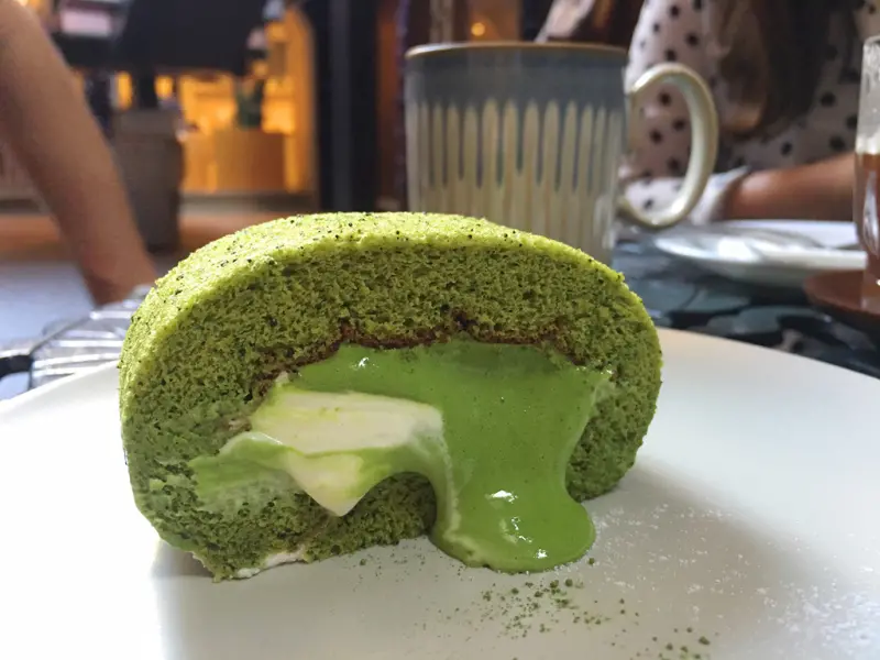 [台北美食] The Lobby of Simple Kaffa。在低調奢華歐式建築內享用爆漿抹茶捲 // 東區.捷運忠孝敦化站