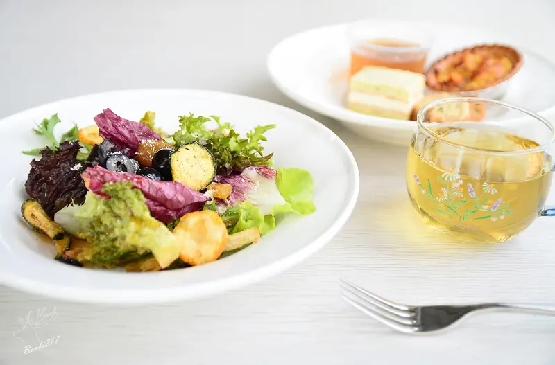 南投埔里美食旅遊:晏廷歐亞農場 生菜沙拉 花草下午茶 蛋糕甜點(星亞旅行社奧萬大森態小旅行)