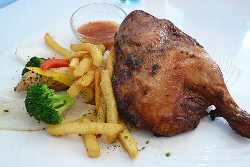 餐點美味度有好有壞.但用餐環境確實沒話說!!彰化員林-又見天空藍咖啡館