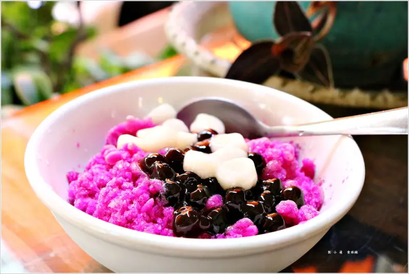 【高雄】鹿仔草冰店‧超隱密的冰店 最古早味的冰品店 美食節目的最愛