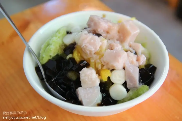 『食記』高雄。鹿仔草冰店，用心製作古早味挫冰，好食～