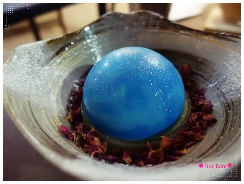 【左道 MinDemons ⋈ 台北大安區 捷運忠孝敦化站 】美麗星球塔帶你來到另一個宇宙空間，進門也要旁門左道