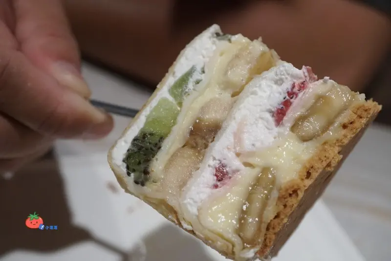 【台北美食】東區下午茶 PINEDE 千層水果蛋糕 名古屋起司蛋糕 忠孝復興站