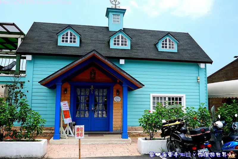 【宜蘭▍親子餐廳】71度N庭園咖啡廳♥馬卡龍色系~tiffany歐式洋房的粉藍屋，帶小朋友來超開心~