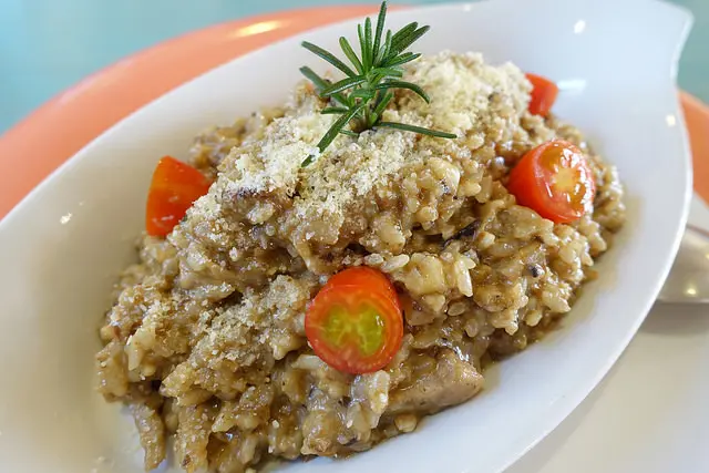 【食記】宜蘭冬山鄉。71度N庭園咖啡~充滿少女心的Tiffany藍與鄉村風的親子餐廳