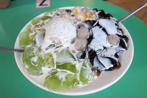 網友大推的~大三圓 剉冰.嫩仙草凍.冰品.熱飲 吃冰消暑