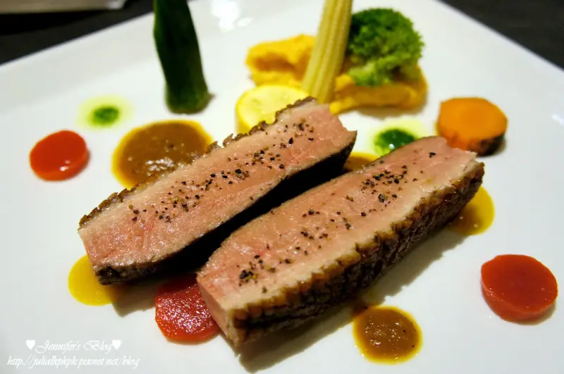 【高雄-左營區】瑪列巴黎味，華麗又優雅的法式餐館，快帶著心愛的他(她)來場浪漫的法式饗宴吧![邀約]