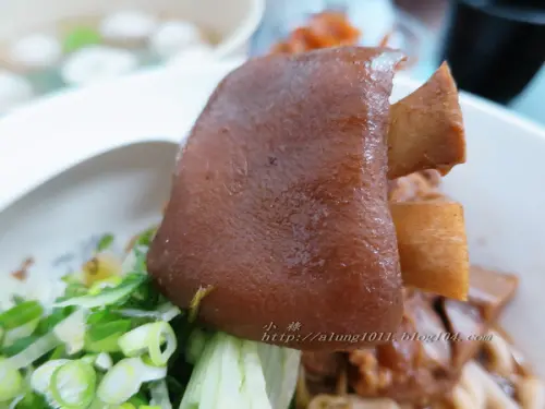 肉Ｑ湯甜       ..老魯記麵食館