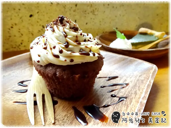 ∥台中中區∥LADY SASA-Dessert.Cake.Cafe＝鄰近火車站巷內的手作甜點，享受悠閒自在的平價下午茶