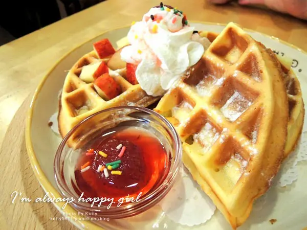 新竹下午茶│好日咖啡，混合著手作雜貨的氛圍(◕‿◕)good day