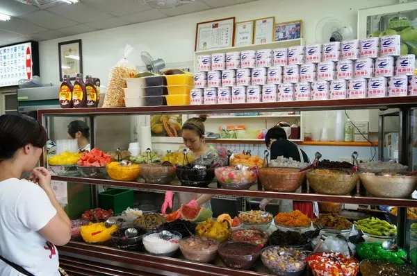 30年剉冰老店【 鉅大自助冰城】        
      