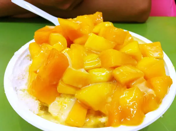 [中壢] 五十元♥芒果牛奶冰 無限加冰加糖水♦30年屹立不搖冰店♦『鉅大冰城』＃食尚玩家#夏日消暑