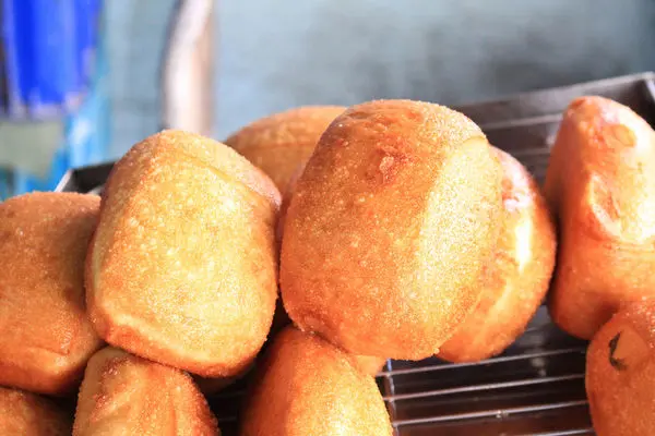 彰化美食之旅(6)_古早味阿貞炸饅頭~