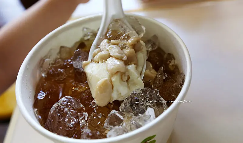 【台中小吃美食】木桶豆花 - 意猶未盡燒餅.清涼消暑豆花.經過路過吃一下好方便