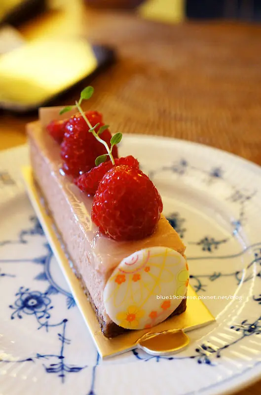 【台中甜點推薦】檸檬洋菓子 Lemon Patisserie - 民宅中的隱藏甜點店.很優雅的氛圍.記得要先訂位喔 !!