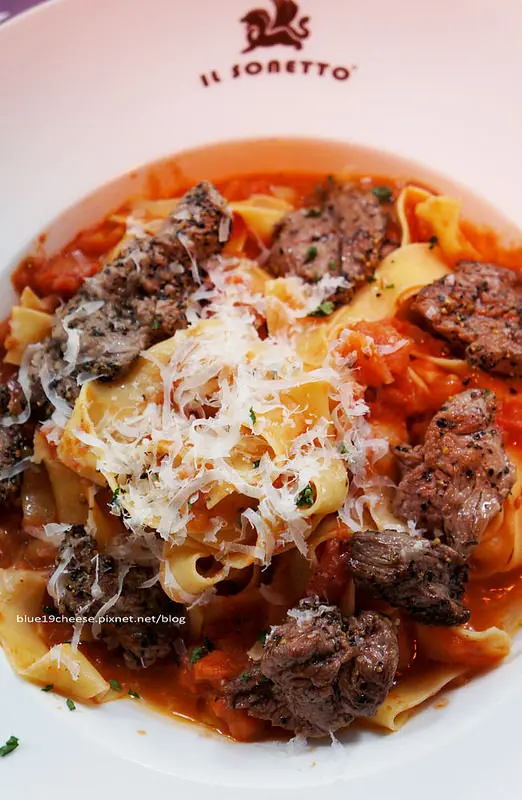 【台中北屯美食推薦】 Il Sonetto聖娜朵義式食尚 - 以料理譜寫你我的十四行詩.近期會再回訪的義式料理美食.適合朋友聚會喔~