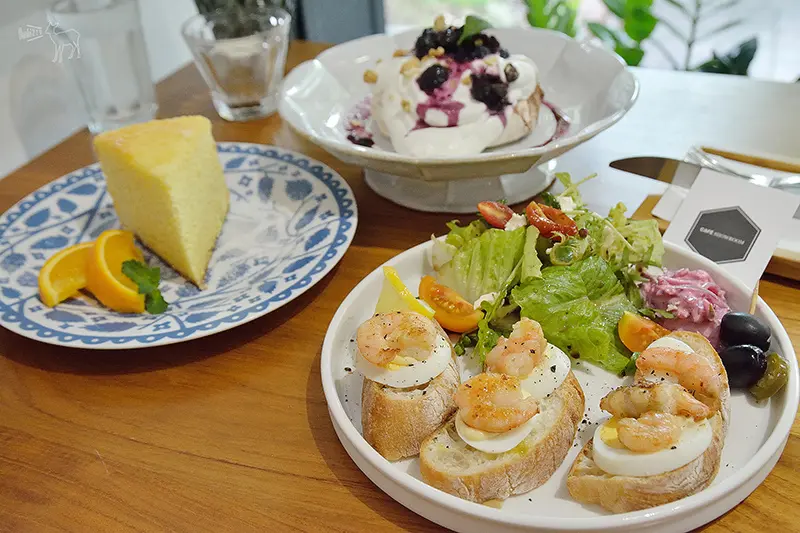 Cafe Showroom 咖啡館看畫展,祕密的甜點家