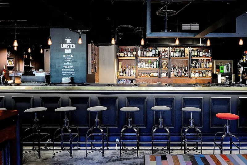 龍蝦餐廳The Lobster Bar-台北東區美式工業風酒吧、顛覆味蕾的奇幻龍蝦之旅!