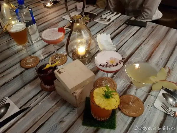 台北東區【INDULGE Bistro 實驗創新餐酒館】世界/亞洲50大酒吧第2名!! 台灣之光!!