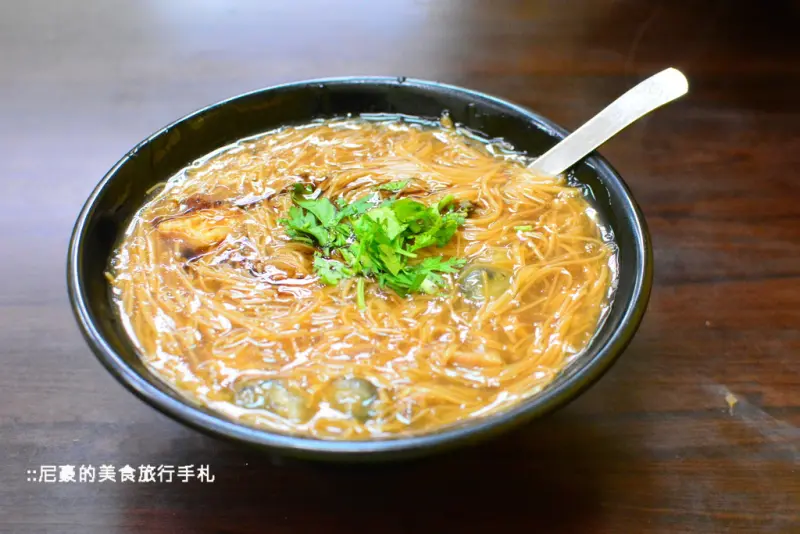 [台北松山] 料多大碗的黃金麵線 民權東路中山國中巷內美食