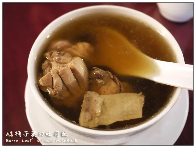 【台式熱炒】新北市中和區│炒翻天 (近中和Costco) -- 誤入新嚐試 