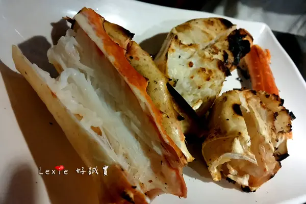 食記【台北】八田頂級帝王蟹燒烤吃到飽~食材OK精緻不足