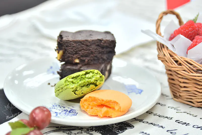 台北大安.國父紀念館站:法國人的法式甜點小攤子 Le Panier De Paris 巴黎妃苨爾 焦糖烤布蕾 布丁 布朗尼 馬卡龍 紅酒凍 果醬 忠孝東路