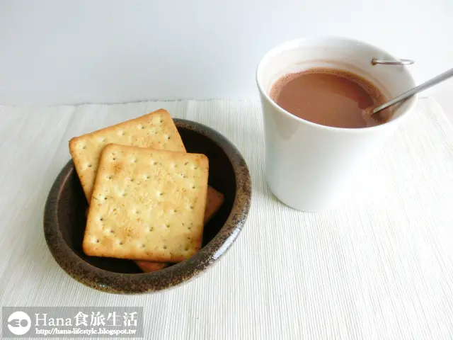 
【廠商合作】新田村 有機可可拿鐵 | 不甜膩的可可沖泡飲品 有機原料喝起來更健康 下午茶可搭配零食享用 
