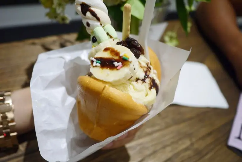 【台北】信義 甜蜜王國 ATT 4 FUN新開幕夢幻甜點主題樂園‧Humpty Dumpty韓國鯛魚燒聖代、馬卡龍冰淇淋(偷渡GU阪急店)♥