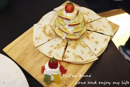 【台中/北區】橋。咖啡 Bridge Café♥意外尋獲像花兒一樣綻放的橋餅/花兒系列好犯規!!!